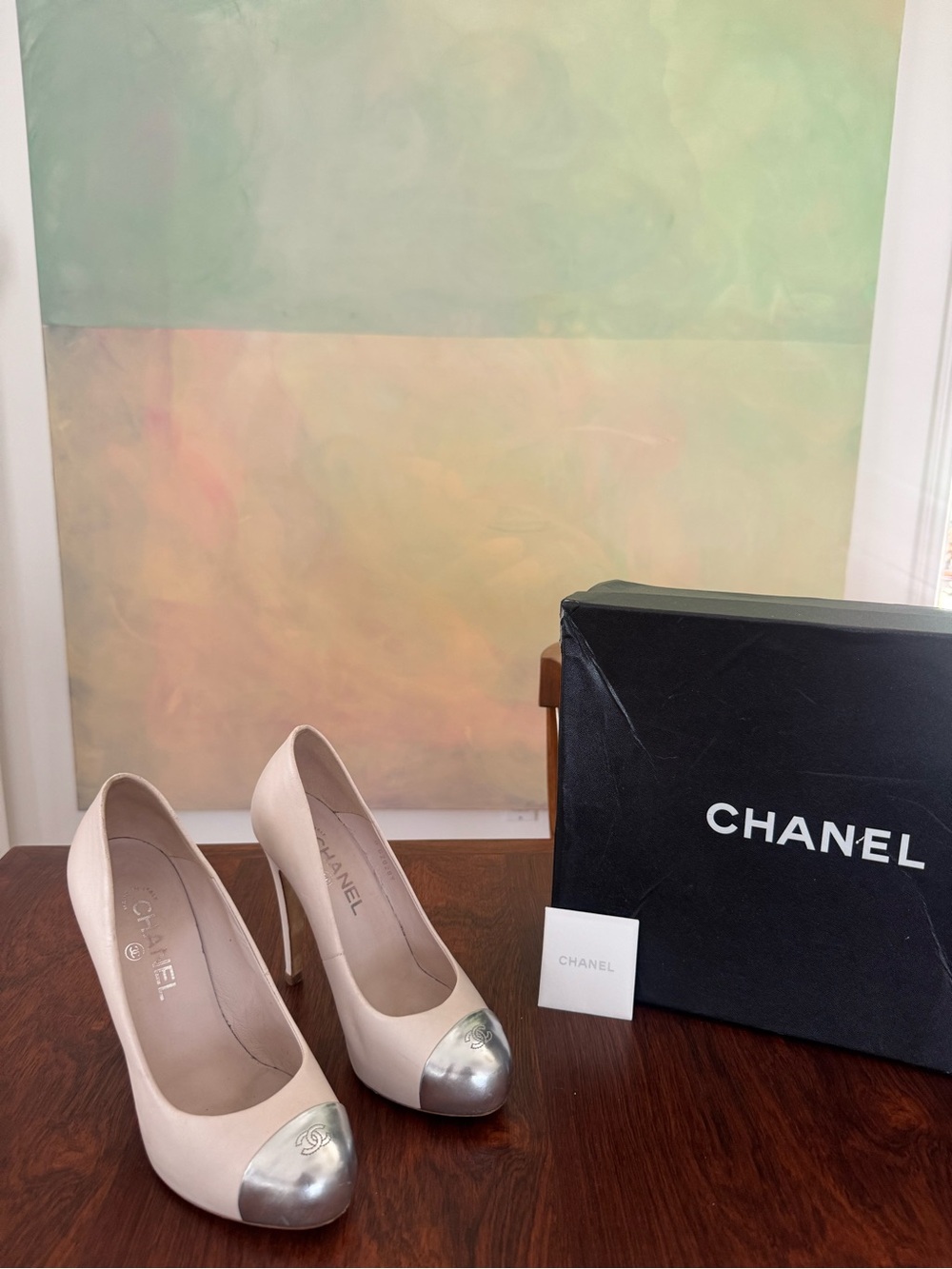 RARE CHANEL Cream Pumps with Silver Cap Toe and Logo spring 2012 collection
